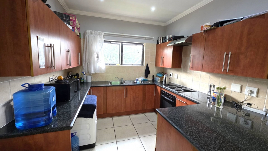 To Let 2 Bedroom Property for Rent in Melodie North West